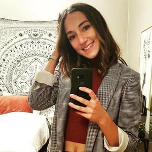 Meet your Posher, Mélissa